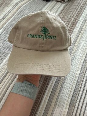 Vineyard Vines Grande Pines Khaki Hat with Green Embroidery